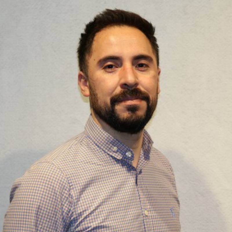 Foto del perfil de ROGELIO UNZUETA ZARATE